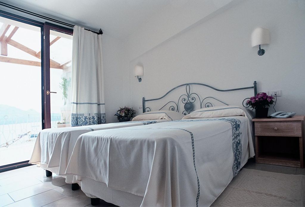 Hotel Del Porto Cannigione Zewnętrze zdjęcie